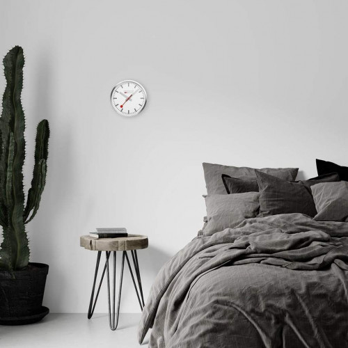 Reloj de pared Mondaine 25cm - Comprar online Web Oficial