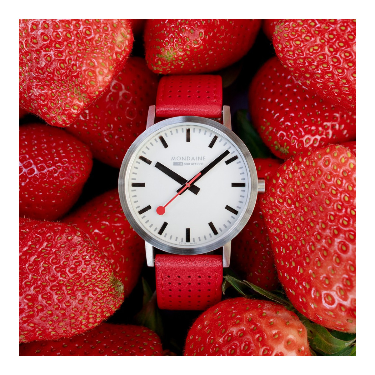 Reloj Mondaine SBB Classic Spring-Summer season  A660.30360.16SBC